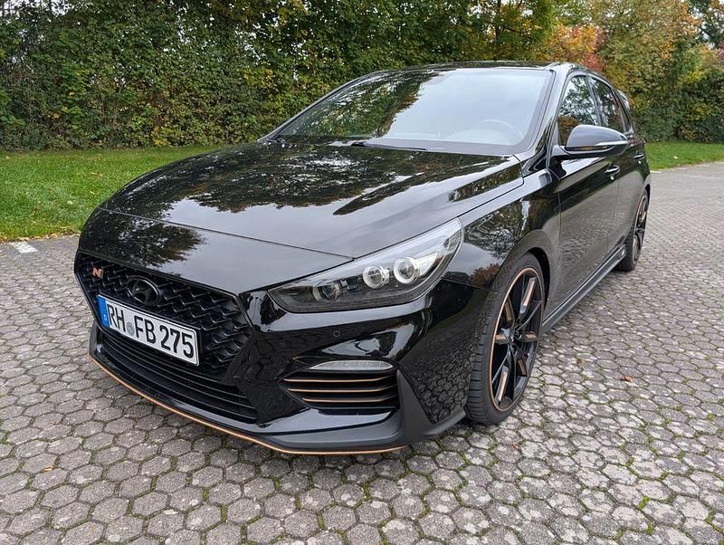 Schwarz Gebraucht 2018 Hyundai i30 N Performance Limousine | 18.495 € (Guter Preis) - Bild 1/4