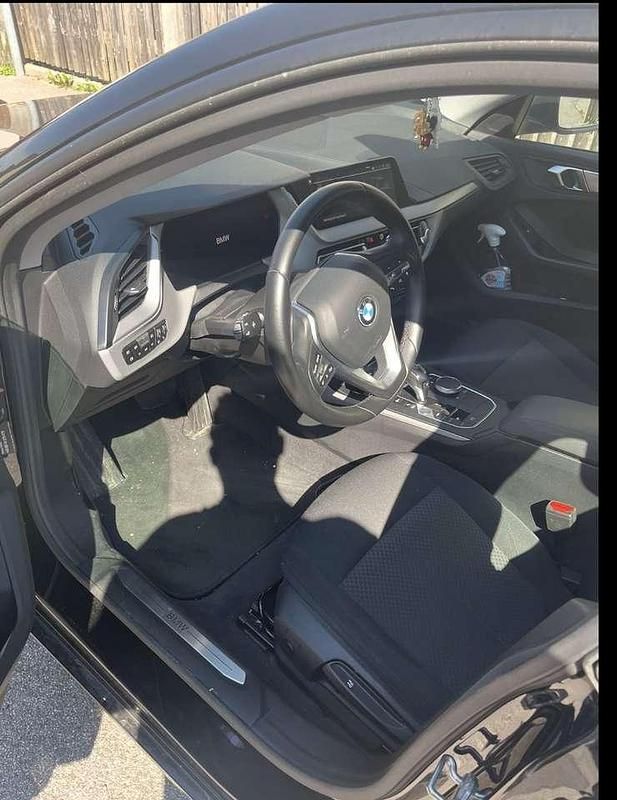 Gebraucht BMW 218 Advantage 136 PS (100 kW) 2021 Schwarz Limousine