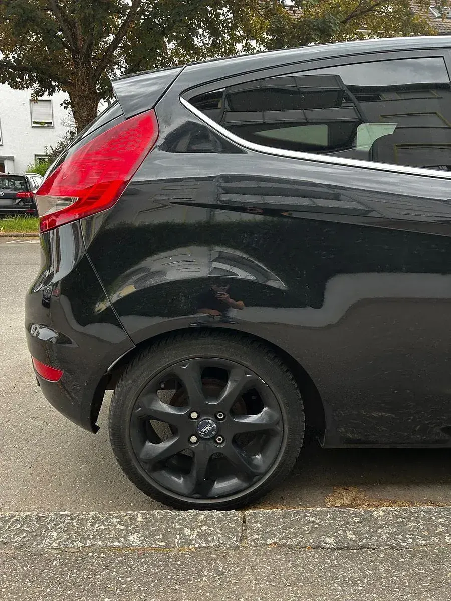 Gebraucht Ford Fiesta Titanium 120 PS (88 kW) 2008 Schwarz Kleinwagen