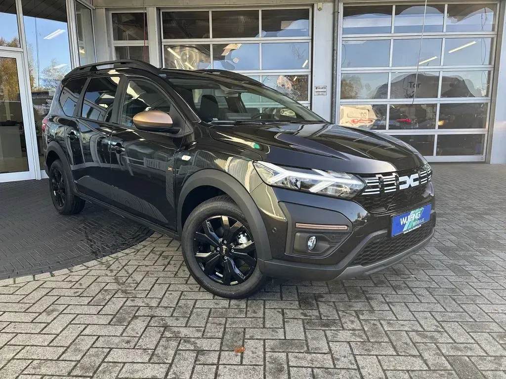 Neu Dacia Jogger Extreme 110 PS (80 kW) 2025 Perlmuttschwarz Van / Kleinbus