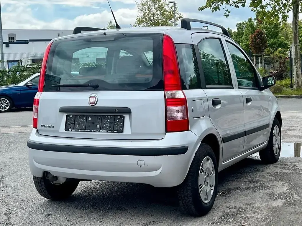 Używany Fiat Panda Dynamic 60 KM (44 kW) 2009 Srebrny Hatchback