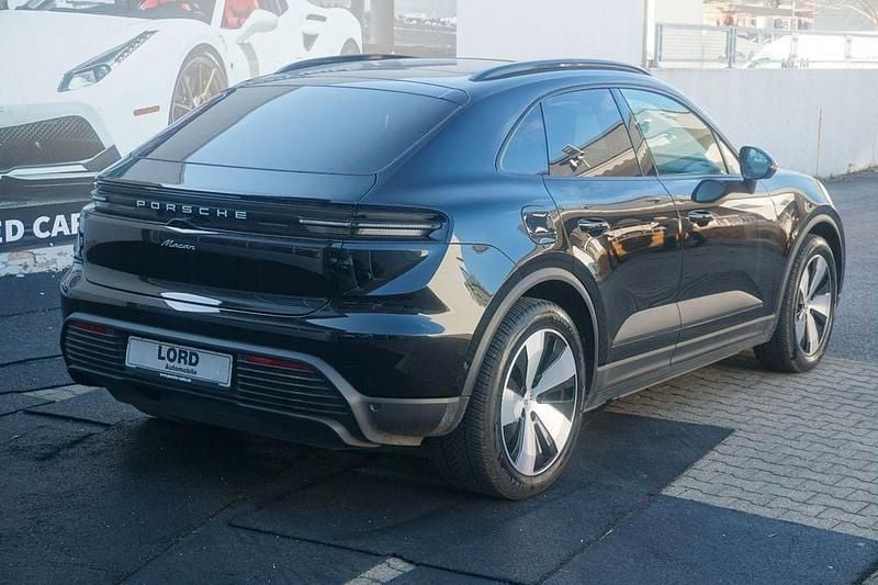 Gebraucht Porsche Macan 4 Electric Basis 264 kW (360 PS) 2025 Schwarz SUV