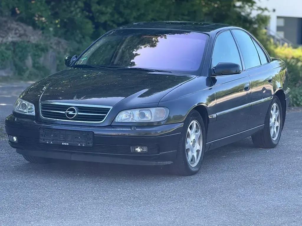 Gebraucht Opel Omega 144 PS (105 kW) 2002 Limousine