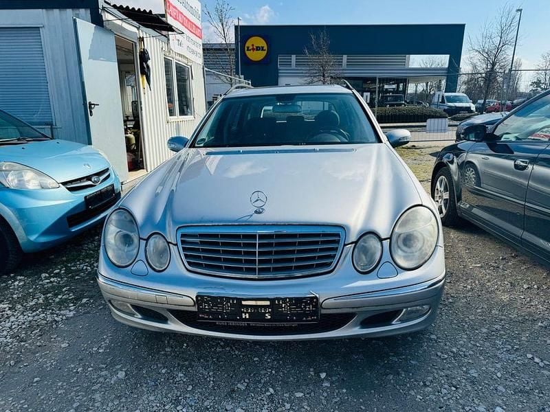 Gebraucht Mercedes E270 177 PS (130 kW) 2003 Silber Kombi