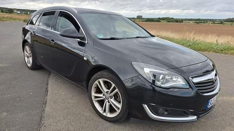 Schwarz Gebraucht 2016 Opel Insignia Sport Kombi | 4.995 € (Superpreis) - Bild 1/4