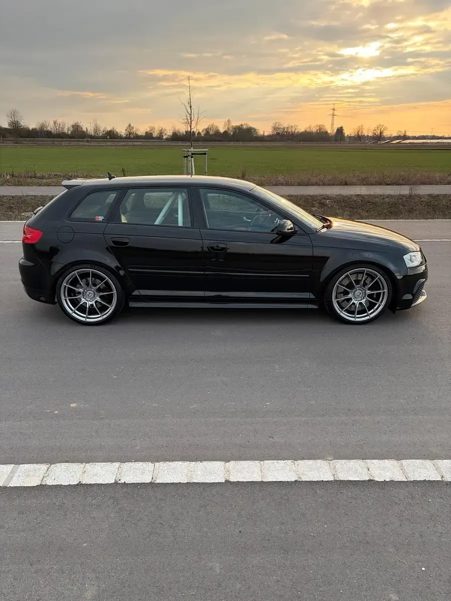Gebraucht Audi RS3 Sport 340 PS (250 kW) 2012 Schwarz Limousine