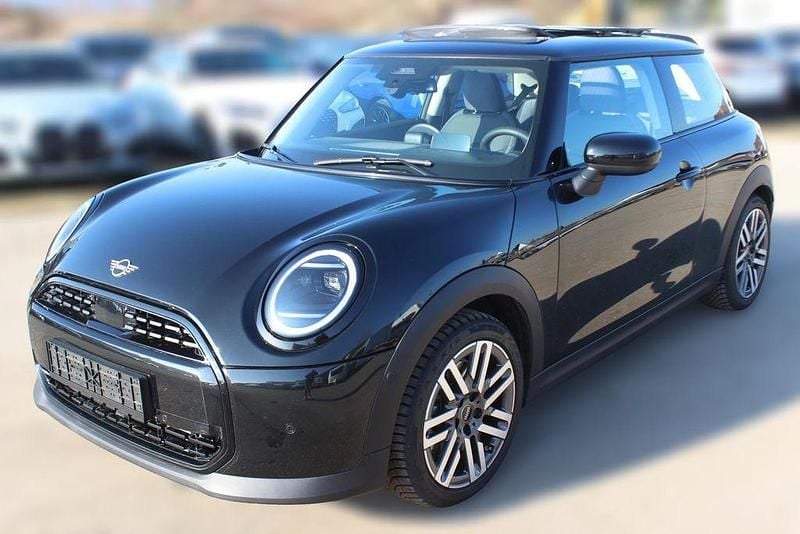 Gebraucht Mini Cooper Classic 114 kW (156 PS) 2025 Schwarz Kleinwagen