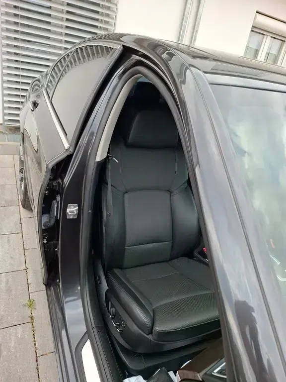 Gebraucht BMW 740L Performance 326 PS (239 kW) 2011 Braun Limousine
