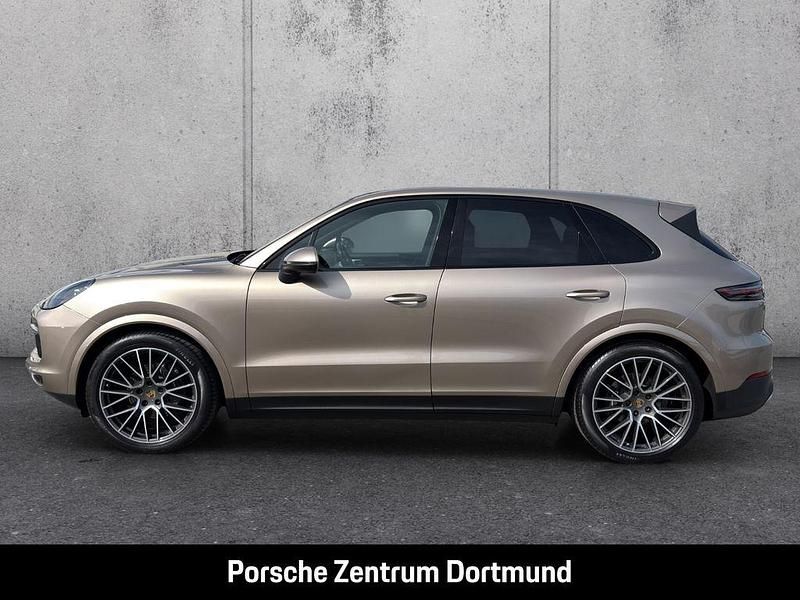 Second-hand Porsche Cayenne 340 CP (250 kW) 2019 Argintiu SUV