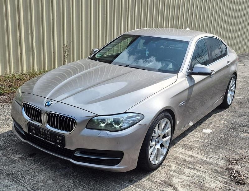 Gebraucht BMW 520 184 PS (135 kW) 2014 Andere farben Limousine