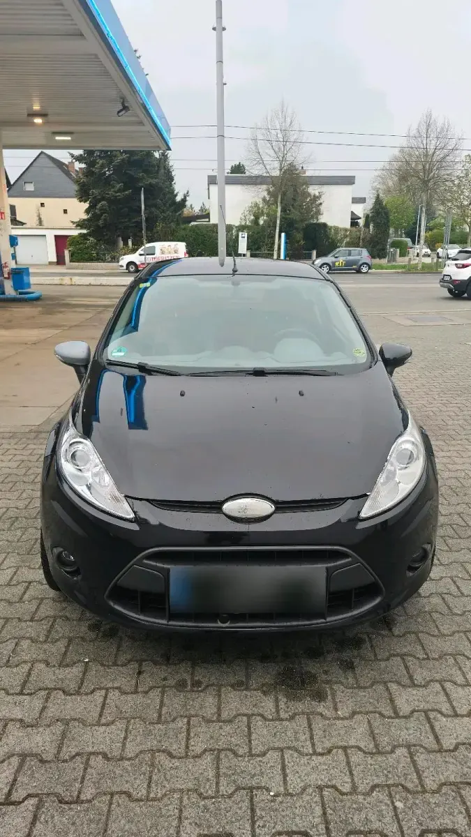 Gebraucht Ford Fiesta 120 PS (88 kW) 2010 Schwarz Coupé