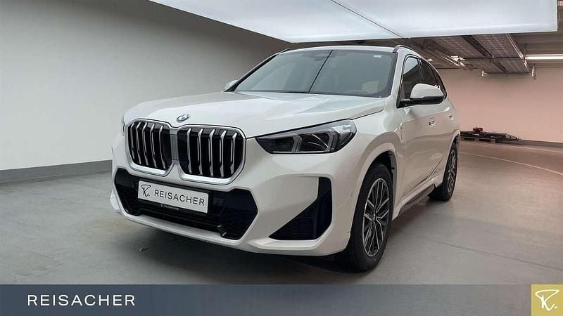 Alpinweiß uni Neu 2025 BMW X1 M Sport SUV | 44.490 € (Fairer Preis) - Bild 1/4
