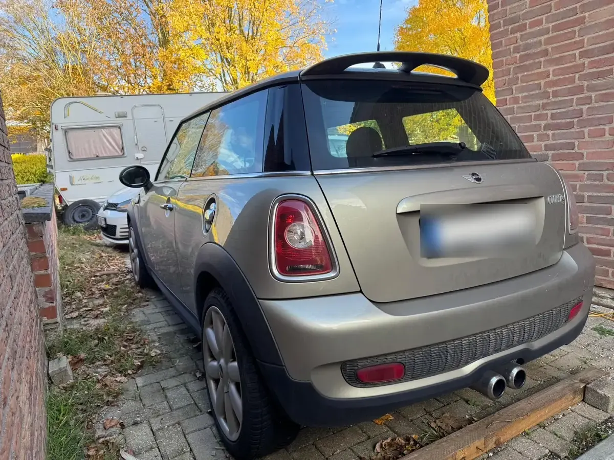 Używany Mini Cooper S 184 KM (135 kW) 2007 Złoty Hatchback