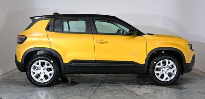 Gebraucht Jeep Avenger Altitude 101 PS (74 kW) 2024 Sun yellow metallic SUV