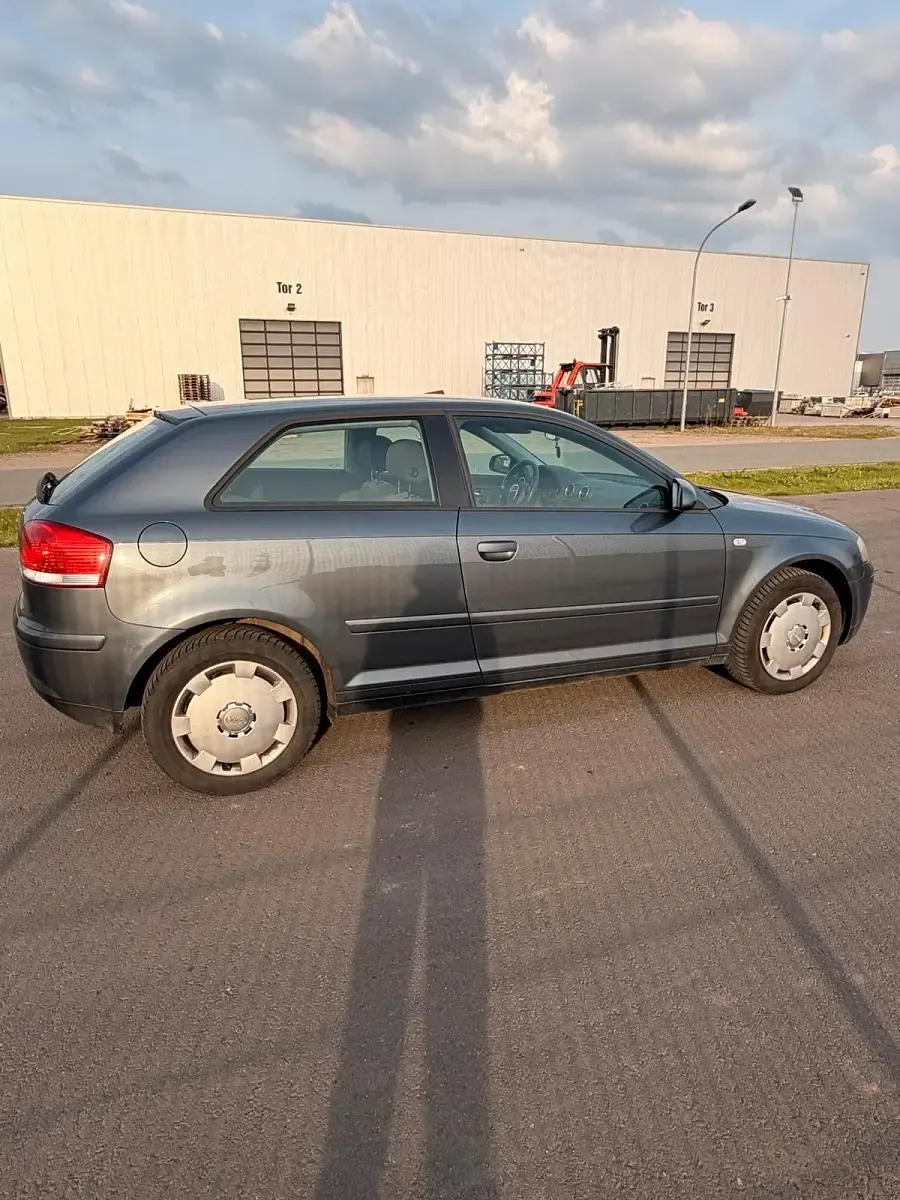 Brugt Audi A3 170 HK (125 kW) 2007 Grå Hatchback