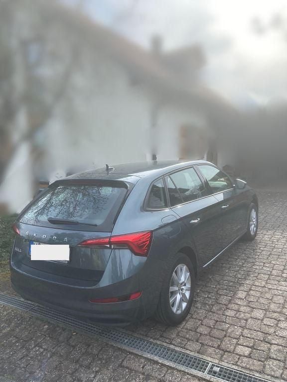 Occasion Skoda Scala 110 ch (80 kW) 2021 Gris Citadine