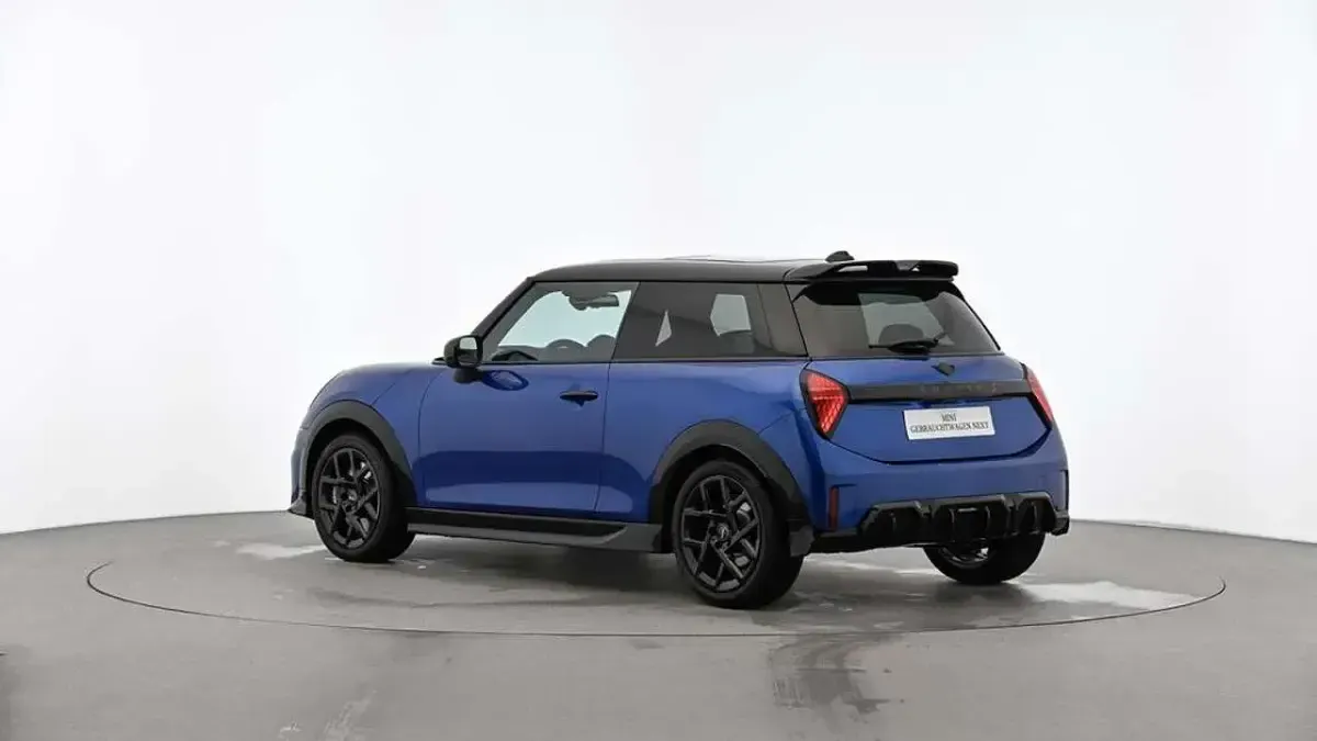 Gebraucht Mini John Cooper Works 204 PS (150 kW) 2025 Blau Kleinwagen
