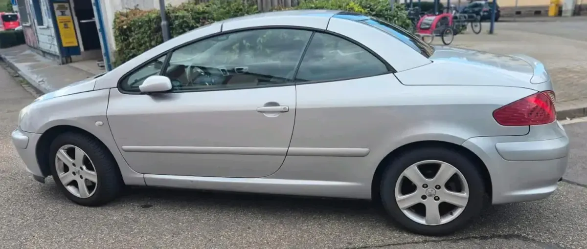 Gebraucht Peugeot 307 CC 136 PS (100 kW) 2004 Silber Cabrio