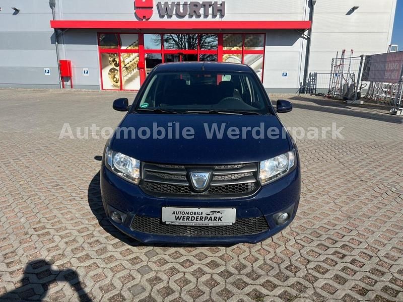 Gebraucht Dacia Sandero 75 PS (55 kW) 2013 Blau Kleinwagen