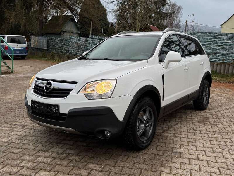 Weiß Gebraucht 2010 Opel Antara Cosmo SUV | 4.490 € (Superpreis) - Bild 1/4