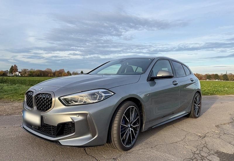 Gebraucht BMW M135 M Performance 306 PS (225 kW) 2023 Grau Kleinwagen