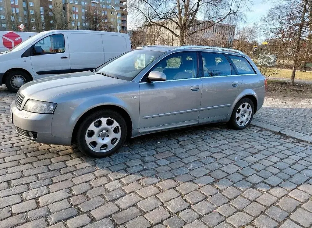 Gebraucht Audi A4 220 PS (161 kW) 2003 Grau Limousine