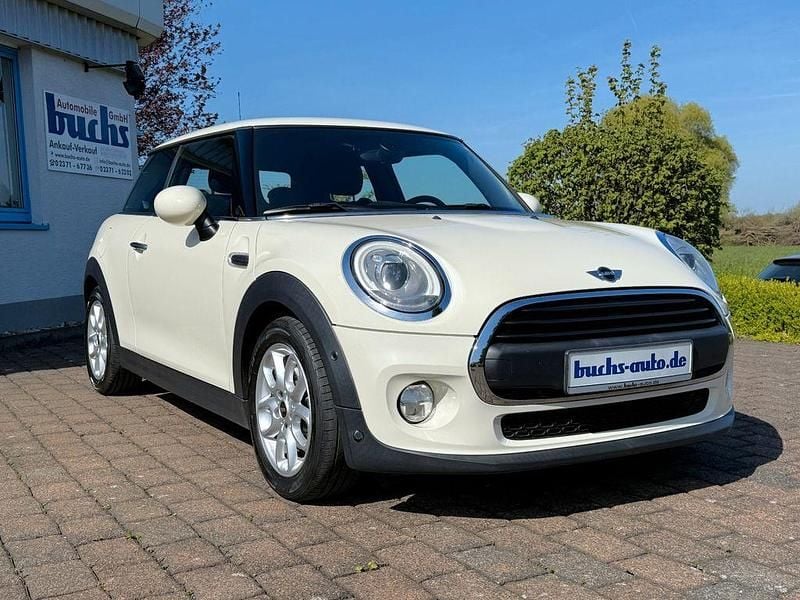 Usata Mini ONE 102 CV (75 kW) 2017 Bianco Utilitaria