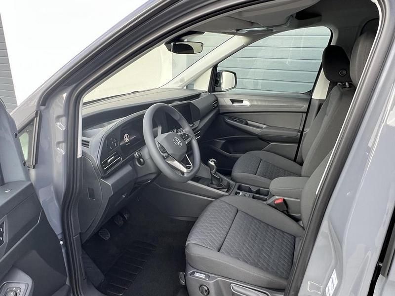 Neu VW Caddy Life 102 PS (75 kW) 2025 Van / Kleinbus