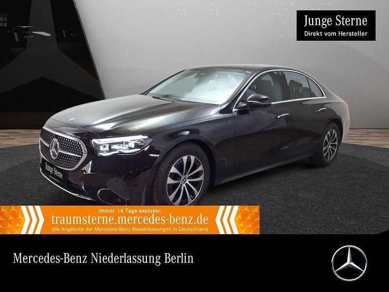 Schwarz Gebraucht 2024 Mercedes E220 Avantgarde Limousine | 49.990 € (Guter Preis) - Bild 1/3