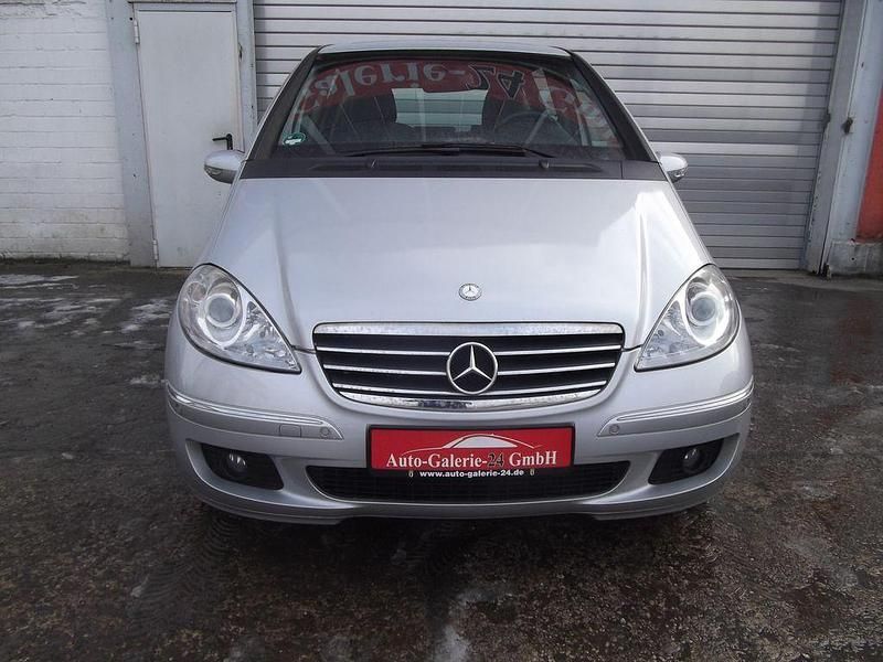 Gebraucht Mercedes A200 Avantgarde 136 PS (100 kW) 2008 Silber Limousine