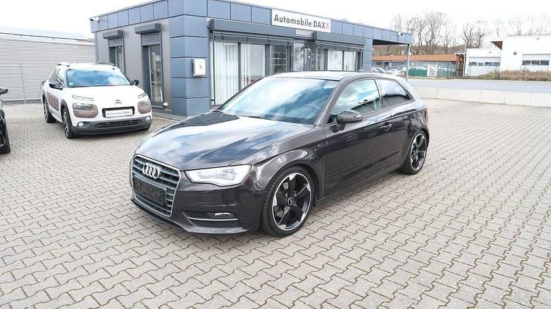 Gebraucht Audi A3 Attraction 179 PS (131 kW) 2013 Braun Limousine