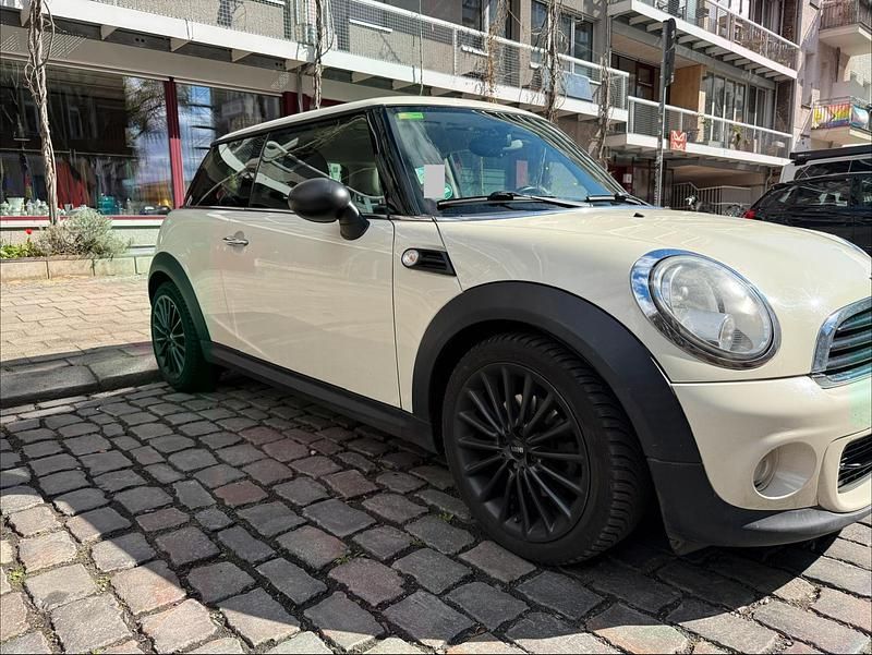 Second-hand Mini ONE 98 CP (72 kW) 2011 Alb Hatchback