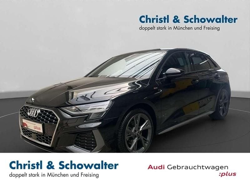 Mythosschwarz metallic Gebraucht 2024 Audi A3 Sportback S-Line Limousine | 31.508 € (Guter Preis) - Bild 1/4