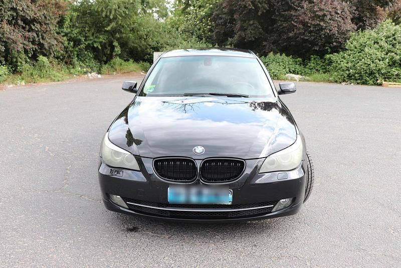Schwarz Gebraucht 2007 BMW 525 Limousine | 6.899 € (Fairer Preis) - Bild 1/4