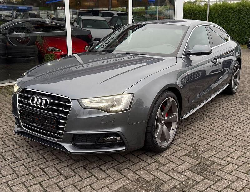 Grau Gebraucht 2016 Audi A5 Sportback Sport Limousine | 16.400 € (Guter Preis) - Bild 1/4