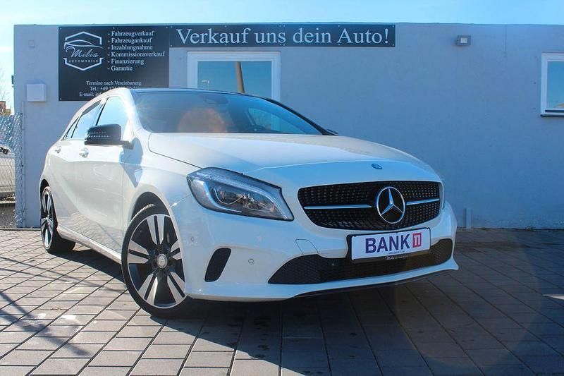 Gebraucht Mercedes A200 156 PS (114 kW) 2017 Weiß Limousine