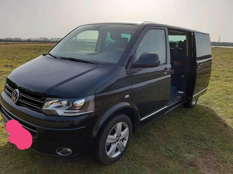 Schwarz Gebraucht 2014 VW T5 Van | 19.999 € (Superpreis) - Bild 1/4