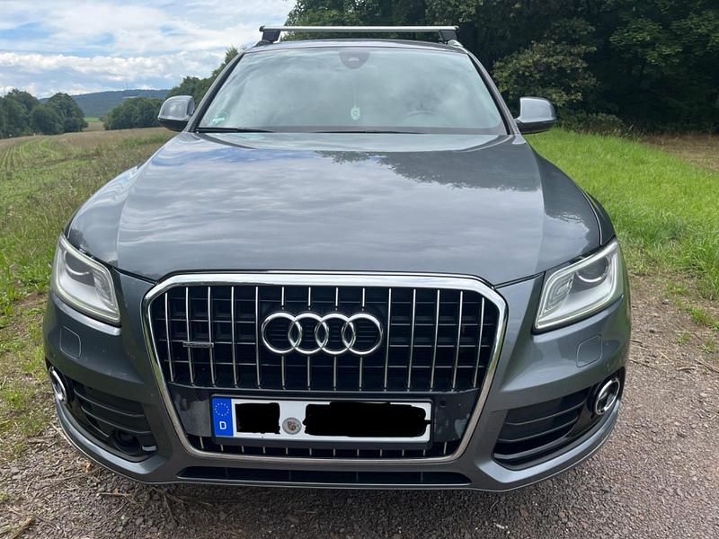 Grau Gebraucht 2013 Audi Q5 SUV | 13.300 € (Etwas zu teuer) - Bild 1/4