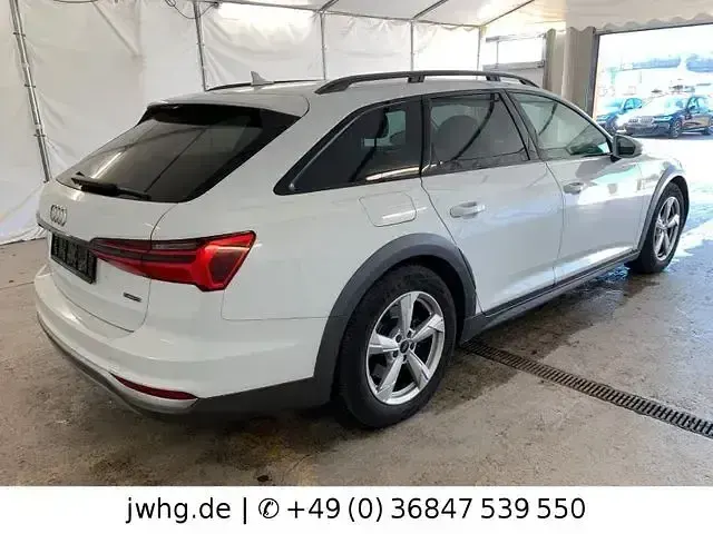Second-hand Audi A6 344 CP (253 kW) 2022 Alb Berlinǎ