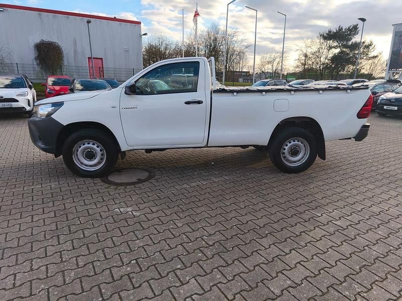 Gebraucht Toyota HiLux 150 PS (110 kW) 2019 Schneeweiss Pickup