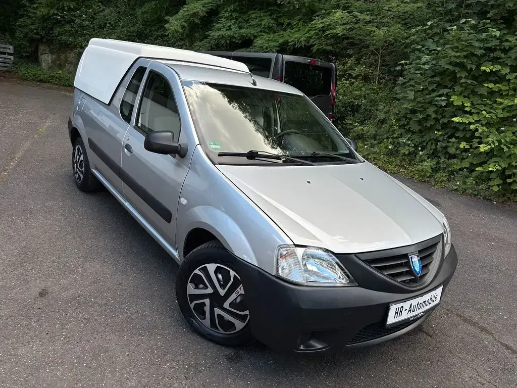 Gebraucht Dacia Logan Pick-Up 75 PS (55 kW) 2011 Silber Pickup