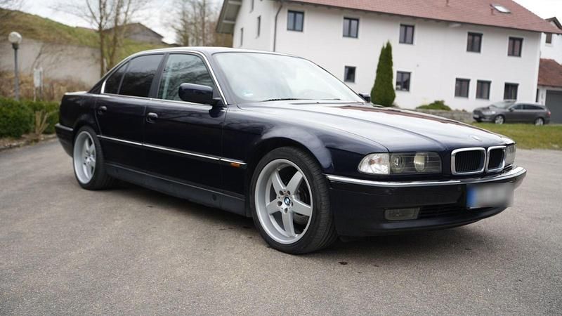 Gebraucht BMW 728 193 PS (141 kW) 1995 Blau Limousine