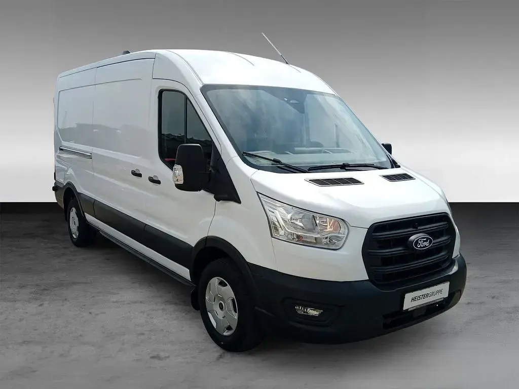 Gebraucht Ford Transit 131 PS (96 kW) 2025 Weiß Van