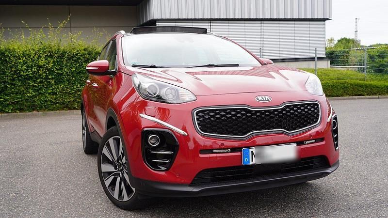 Rot Gebraucht 2016 Kia Sportage Platinum Edition SUV | 17.500 € (Fairer Preis) - Bild 1/4