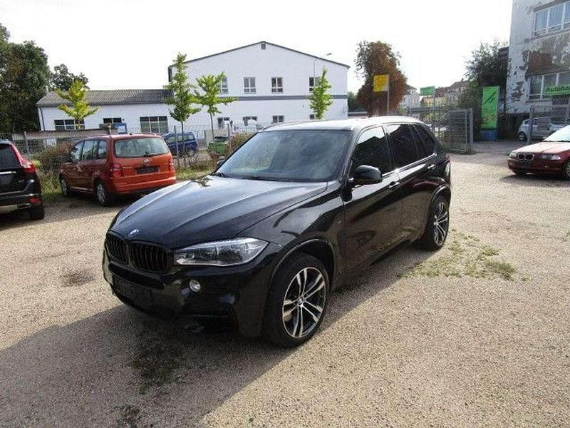 Saphirschwarz Gebraucht 2016 BMW X5 M SUV | 28.800 € (Fairer Preis) - Bild 1/4
