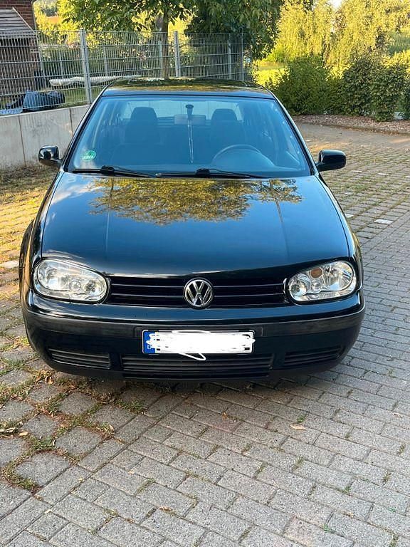 Schwarz Gebraucht 1997 VW Golf III Basis Limousine | 1.600 € (Teuer) - Bild 1/4