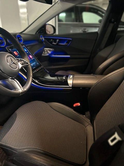 Gebraucht Mercedes C300e 313 PS (230 kW) 2025 Rot Kombi