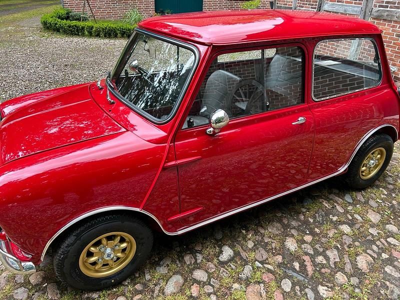 Usata Mini Cooper 55 CV (40 kW) 1966 Rosso Utilitaria