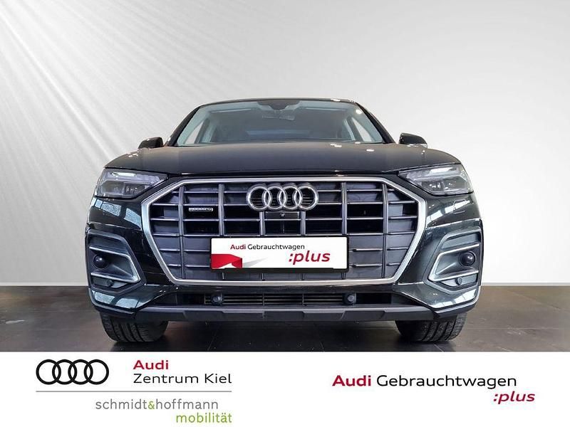 Gebraucht Audi Q5 Ambiente 265 PS (194 kW) 2023 Mythosschwarz metallic SUV