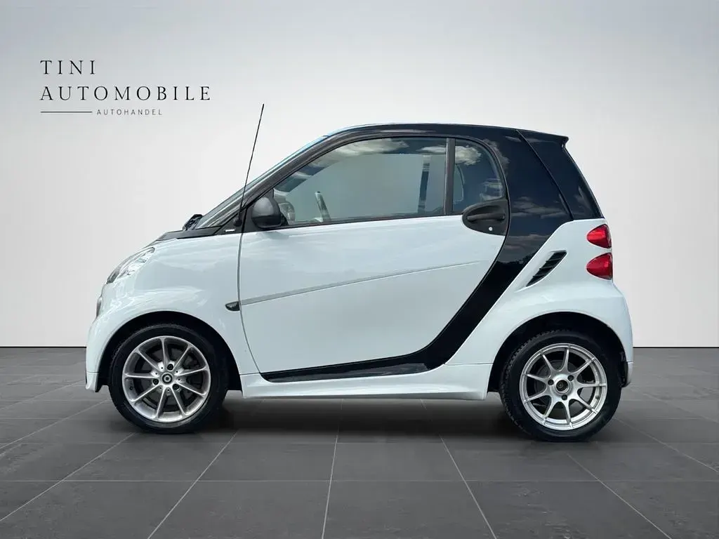 Gebraucht Smart ForTwo Coupé 71 PS (52 kW) 2012 Weiß Coupé